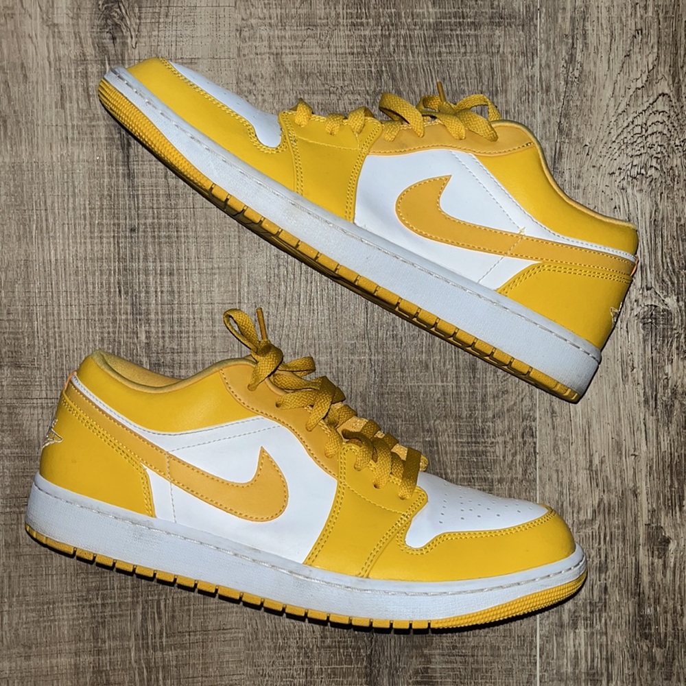 AIR JORDAN 1 LOW 'POLLEN'